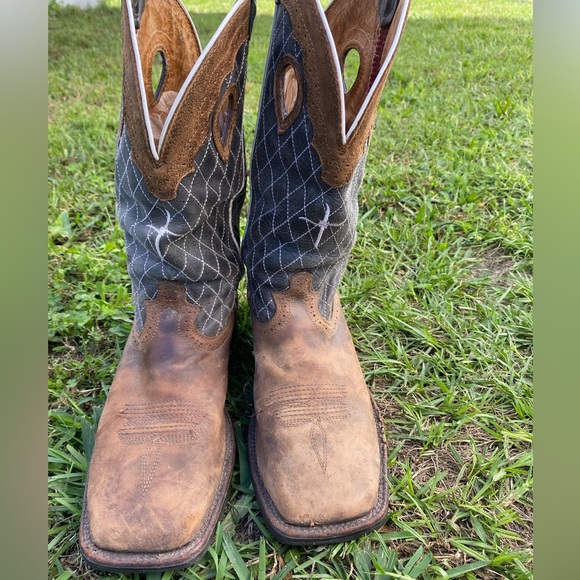 Twisted X Cowboy Boots. - Picture 3 of 6